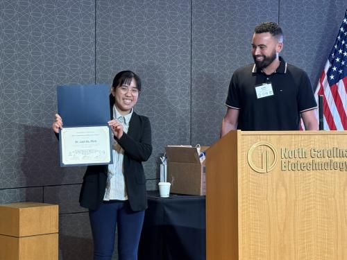 Linh Do, Ph.D., receives the 2026 award for Best Computational Research Poster.